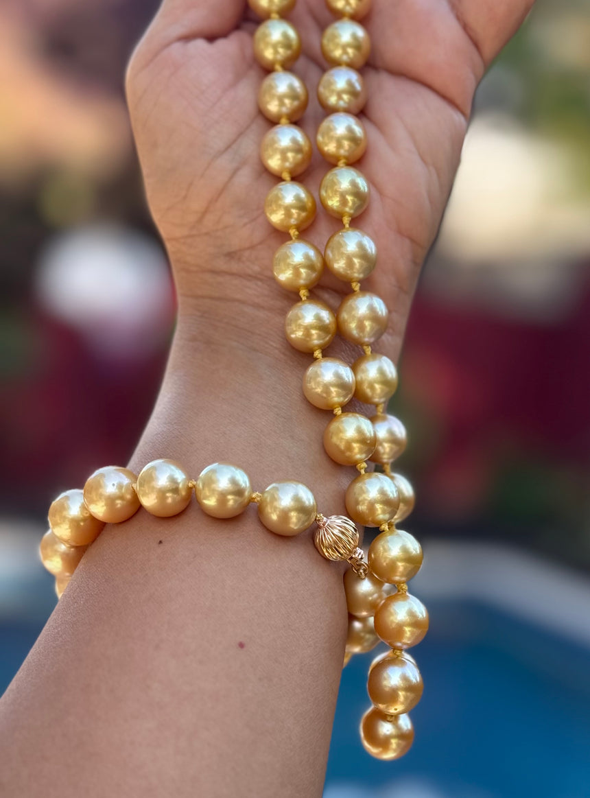 Natural Golden Cultured South Sea Pearl Strand